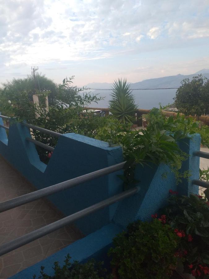 Grand Seaview Apartments Ksamil Eksteriør billede