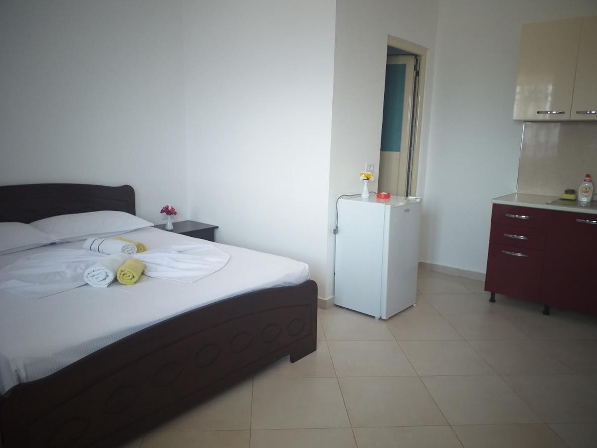 Grand Seaview Apartments Ksamil Eksteriør billede