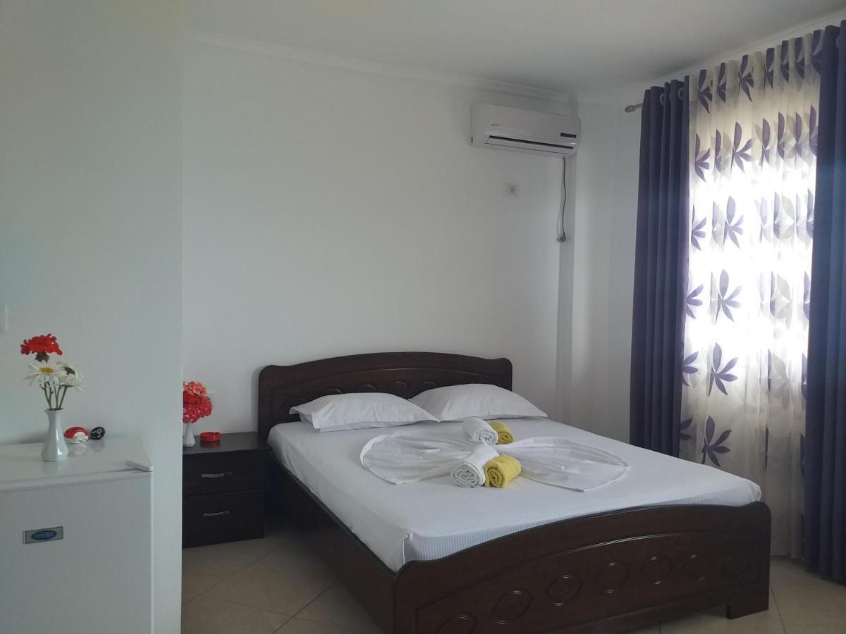 Grand Seaview Apartments Ksamil Eksteriør billede