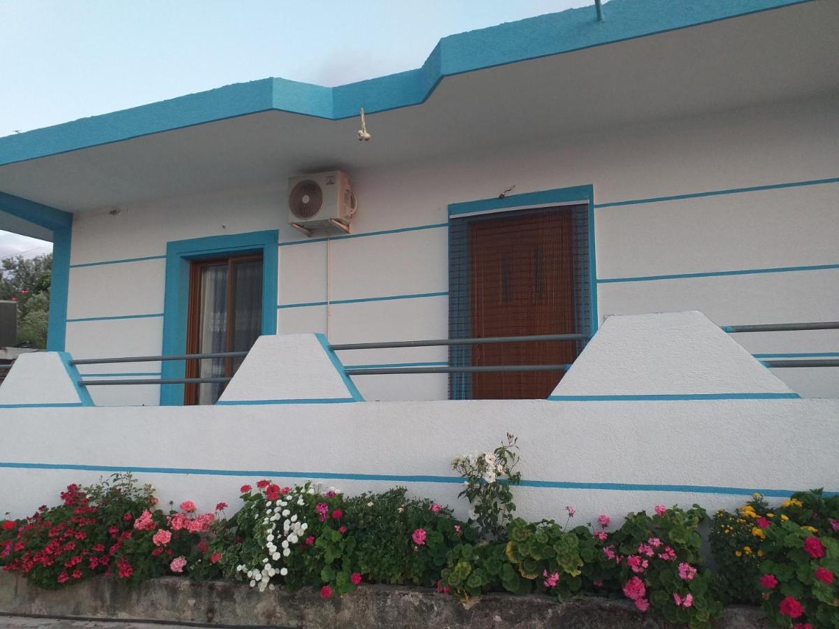 Grand Seaview Apartments Ksamil Eksteriør billede